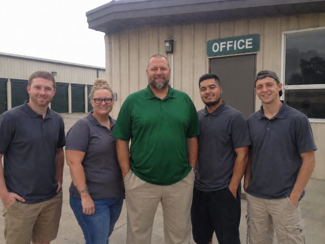 Pest control professionals in South Bend, IN